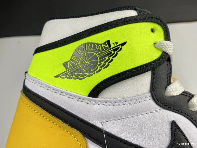 Rep Onekick 1 OG 'VOLT RETRO JORDAN HIGH GOLD' 555088-118 AIR 0720